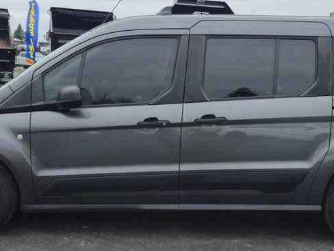 Used 2019 Ford Transit Connect XL image 9