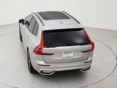 Certified 2025 Volvo XC60 B5 Plus AWD/4WD image 36