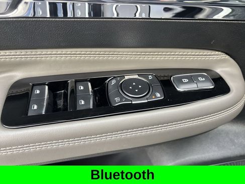 Used 2025 Lincoln Corsair FWD w/ Equipment Group 101A image 13