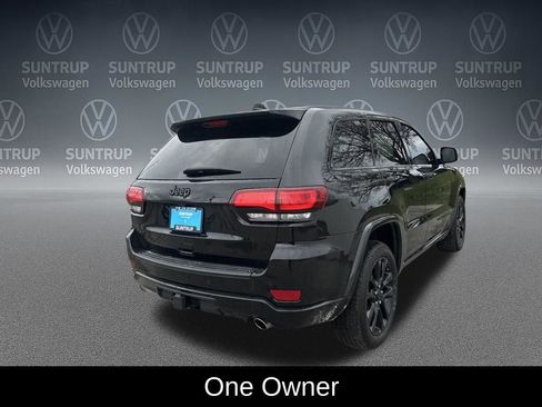 Used 2020 Jeep Grand Cherokee Altitude image 7