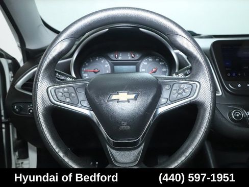 Used 2020 Chevrolet Malibu LS FWD image 21