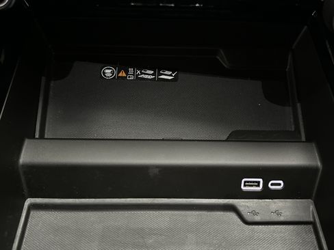 Used 2025 Chevrolet Tahoe LT image 46