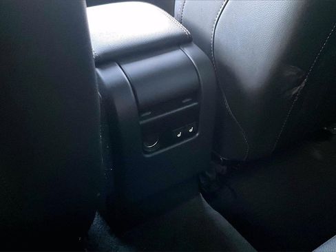 Used 2016 Volvo V60 T5 Cross Country w/ Climate Package image 29