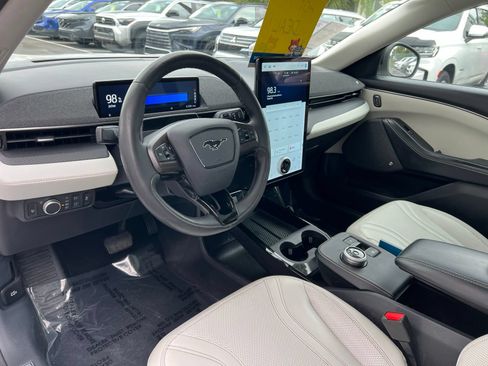 Used 2022 Ford Mustang Mach-E Premium RWD image 27