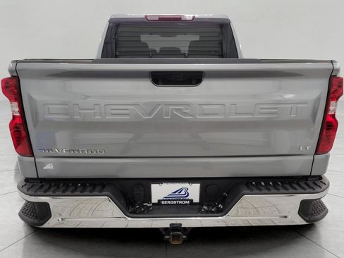 Used 2024 Chevrolet Silverado 1500 LT image 24