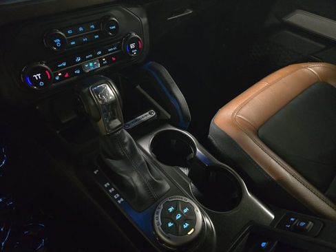 Used 2023 Ford Bronco Outer Banks w/ Sasquatch Package image 25