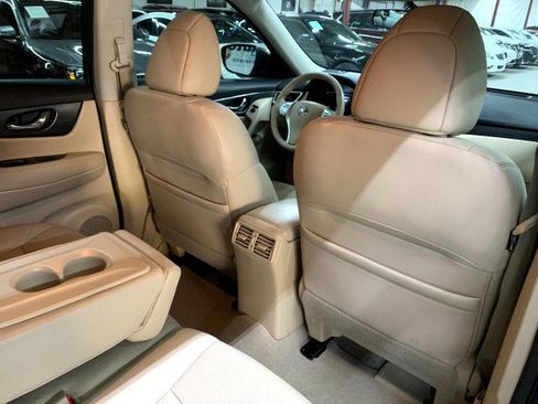 Used 2015 Nissan Rogue SL image 44