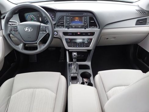 Used 2016 Hyundai Sonata SE image 29