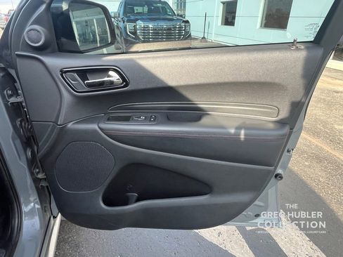 Used 2022 Dodge Durango R/T w/ Blacktop Package AWD/4WD image 35