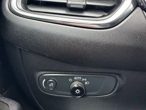Used 2024 Chevrolet Equinox LT AWD/4WD image 33