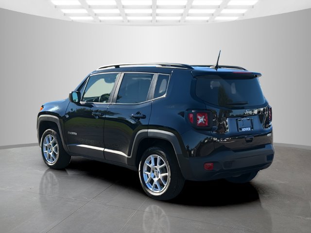 Certified 2022 Jeep Renegade Latitude w/ Convenience Group AWD/4WD image 5