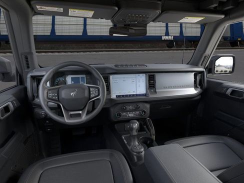 New 2025 Ford Bronco Badlands AWD/4WD image 9