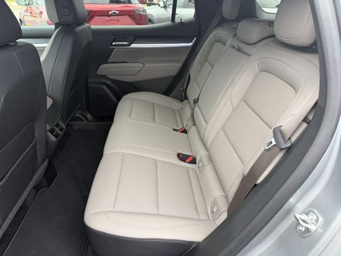Used 2025 GMC Terrain Elevation w/ Elevation Premium Package AWD/4WD image 14