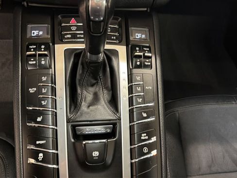 Used 2016 Porsche Macan S AWD/4WD image 20