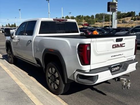 Used 2025 GMC Sierra 3500 Denali w/ Denali Reserve Package AWD/4WD image 6