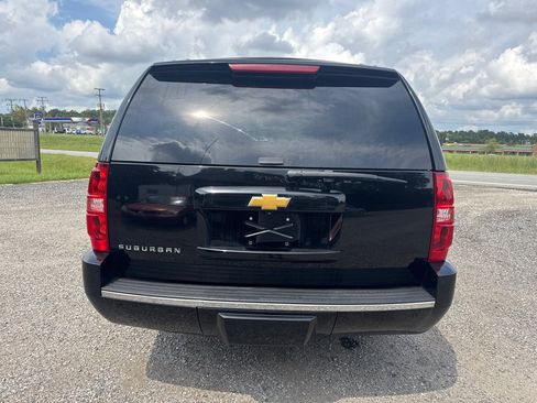 Used 2013 Chevrolet Suburban LTZ AWD/4WD image 12