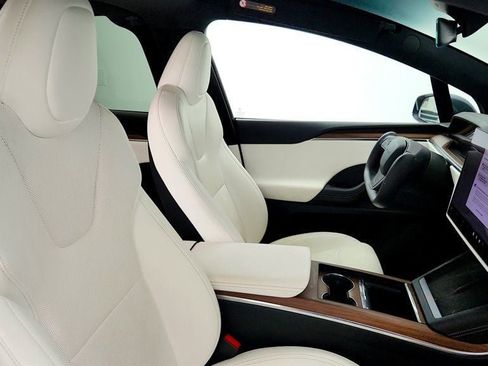 Used 2023 Tesla Model X AWD/4WD image 26