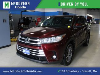 Used 2019 Toyota Highlander XLE video 1