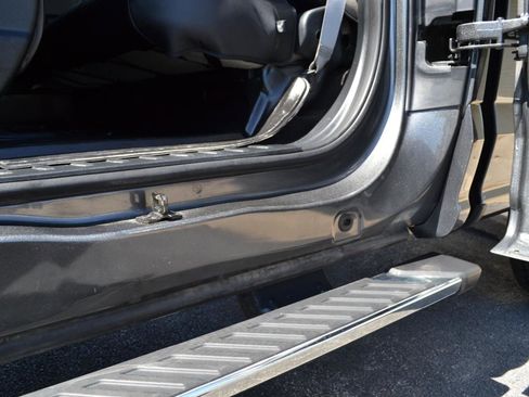 Used 2019 Ford F150 XLT w/ Equipment Group 302A Luxury AWD/4WD image 37