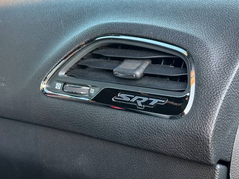 Used 2016 Dodge Challenger SRT Hellcat RWD image 7
