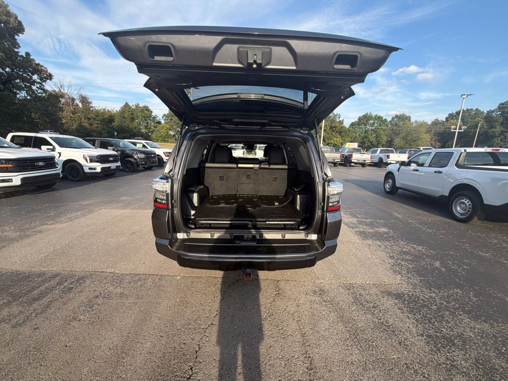 Used 2022 Toyota 4Runner TRD Pro AWD/4WD image 10
