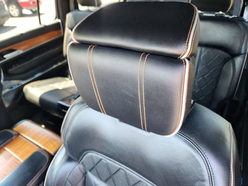 Used 2024 Jeep Grand Wagoneer L Series III AWD/4WD image 24