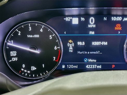 Used 2022 Buick Envision Essence w/ Technology Package I image 12