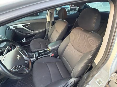 Used 2016 Hyundai Elantra Value Edition FWD image 10