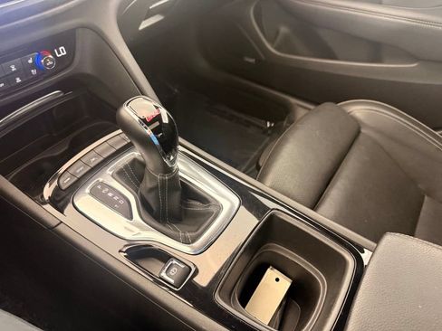 Used 2018 Buick Regal GS w/ Driver Confidence Package #2 AWD/4WD image 40