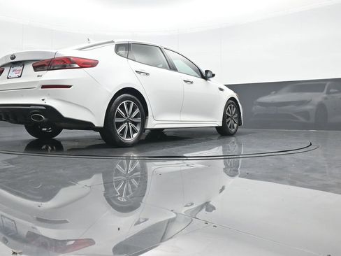 Used 2020 Kia Optima EX image 21