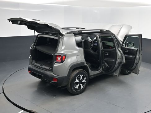 Used 2021 Jeep Renegade Trailhawk w/ Sun & Sound Group image 27