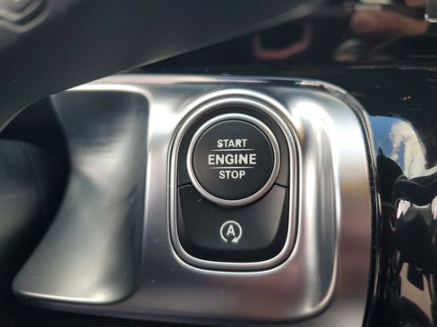 Used 2020 Mercedes-Benz GLB 250 GLB 250 image 23