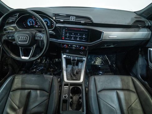 Used 2023 Audi Q3 2.0T Premium w/ Convenience Package image 16