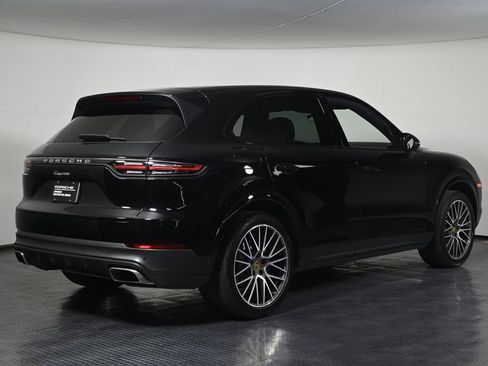 Certified 2021 Porsche Cayenne AWD/4WD image 7