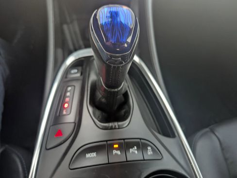 Used 2016 Chevrolet Volt Premier w/ Driver Confidence Package image 11