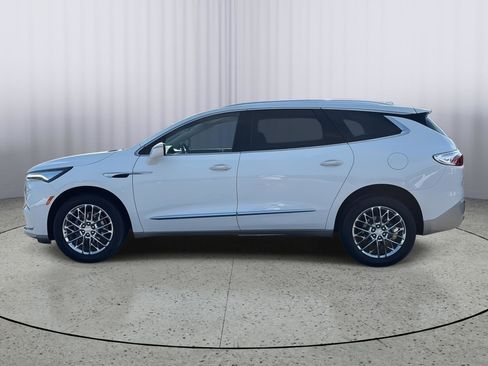 Used 2023 Buick Enclave Essence w/ Trailering Package, 5000 lbs. AWD/4WD image 2