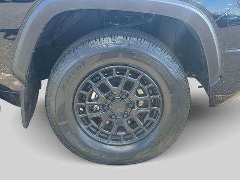 Used 2025 Toyota Tundra SR5 AWD/4WD image 8