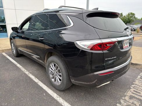 Used 2023 Buick Enclave Essence FWD image 4