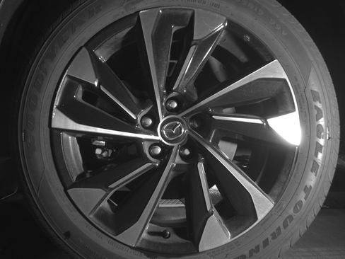 Used 2025 MAZDA CX-50 2.5 Hybrid w/ Premium Plus Pkg image 12