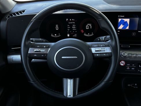 Used 2025 Hyundai Kona SEL FWD image 13
