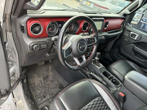 Used 2021 Jeep Wrangler Unlimited Rubicon AWD/4WD image 16