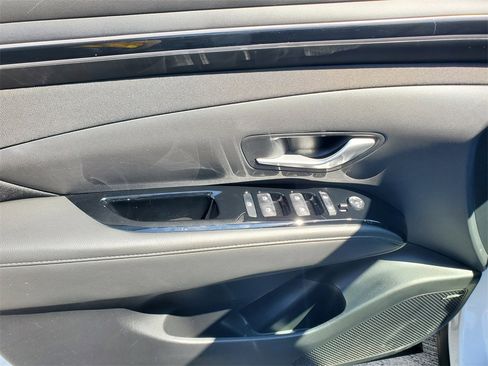 Used 2022 Hyundai Santa Cruz Limited image 19