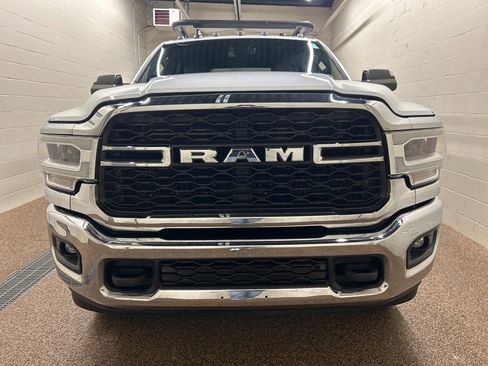 Used 2022 RAM 3500 Tradesman w/ Chrome Appearance Group image 6