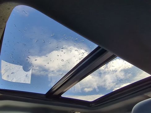 Used 2019 Ford F150 Lariat w/ Equipment Group 502A Luxury image 19