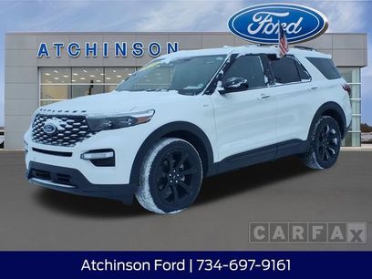 Used 2024 Ford Explorer ST-Line w/ Class IV Trailer Tow Package