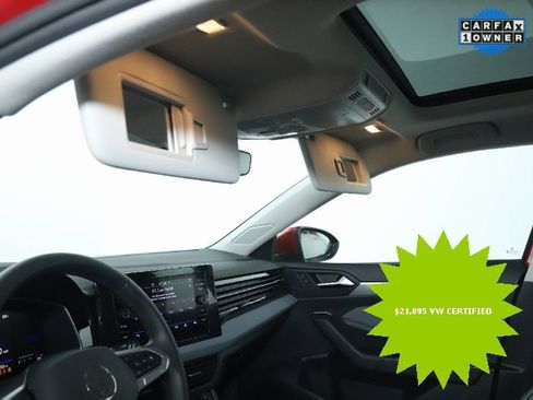 Certified 2025 Volkswagen Jetta SE image 19