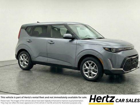 Used 2025 Kia Soul LX w/ LX Technology Package image 1