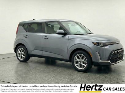 Used 2025 Kia Soul LX w/ LX Technology Package