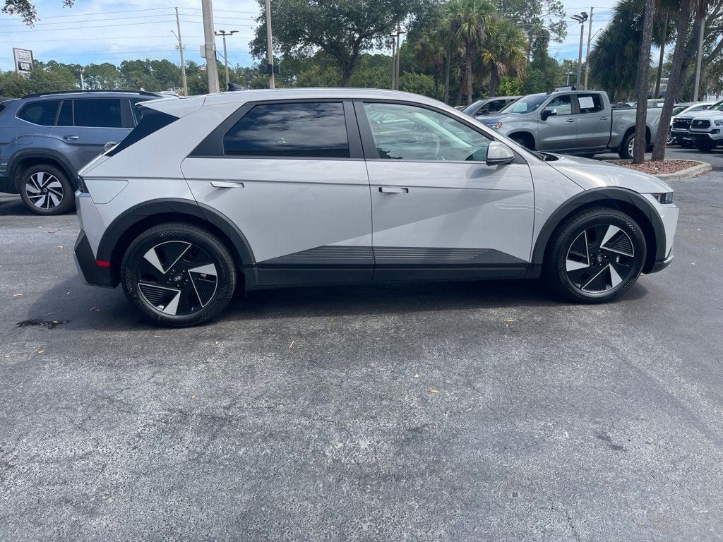 Used 2026 Hyundai Ioniq 5 SE AWD/4WD image 7
