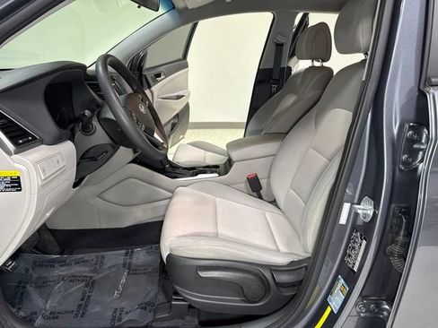 Used 2018 Hyundai Tucson SE AWD/4WD image 11